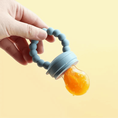 Fruit feeder pacifier - The Teething Co